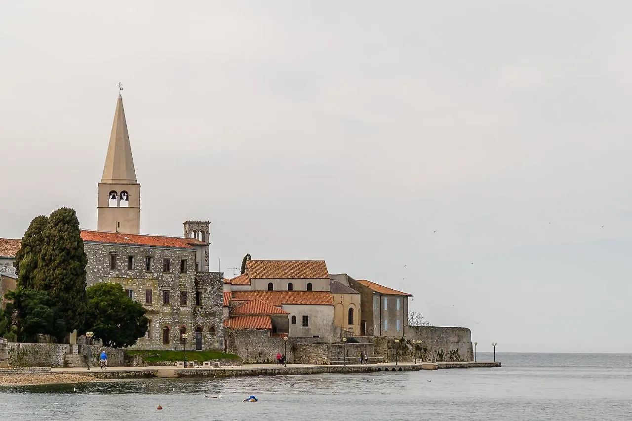 Apartment Trg Porec 0*,  Croatia