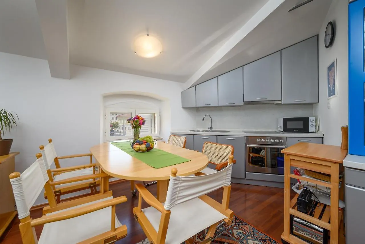 Apartment Trg Porec