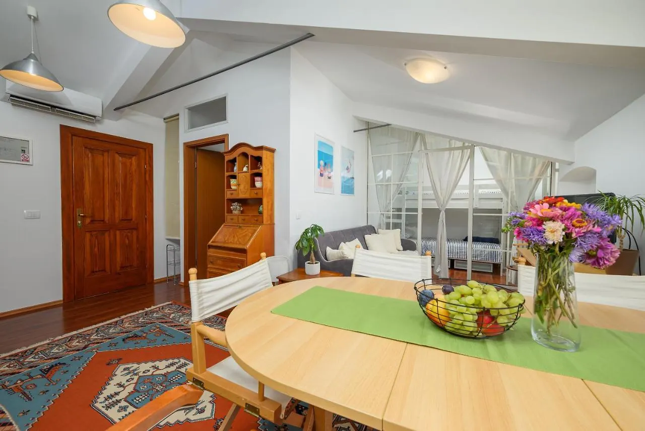 Apartment Trg Porec